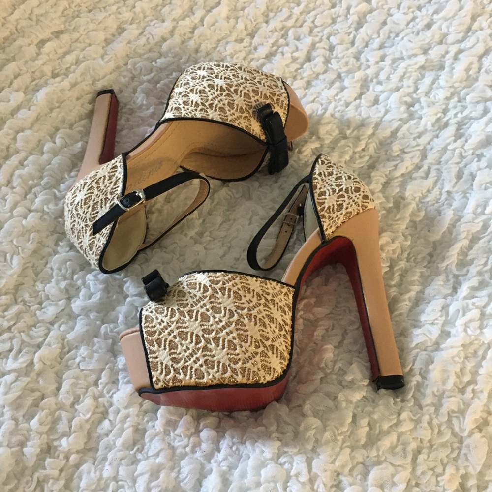 Aodina Gold & Cream Platform Heels - Picture 7 of 11